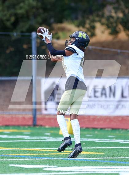 Thumbnail 1 in Hayward @ Novato photogallery.