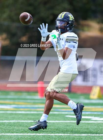 Thumbnail 3 in Hayward @ Novato photogallery.