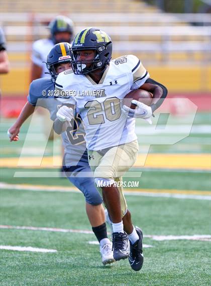 Thumbnail 2 in Hayward @ Novato photogallery.