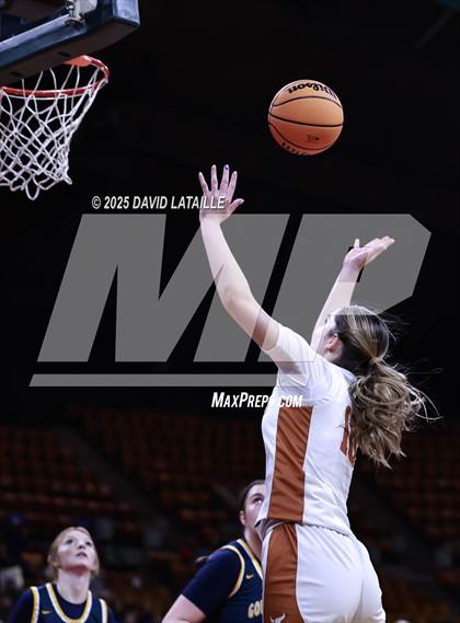 Thumbnail 3 in Mead vs. Frederick (CHSSA 5A Great 8) photogallery.