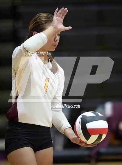 Thumbnail 3 in Oakton @ James Madison photogallery.