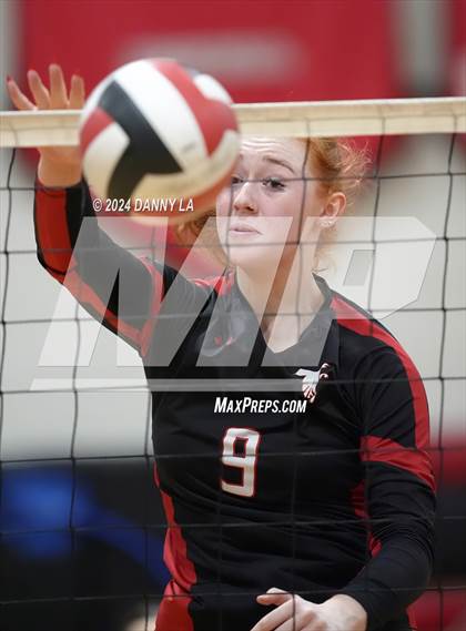 Thumbnail 1 in Oakton @ James Madison photogallery.