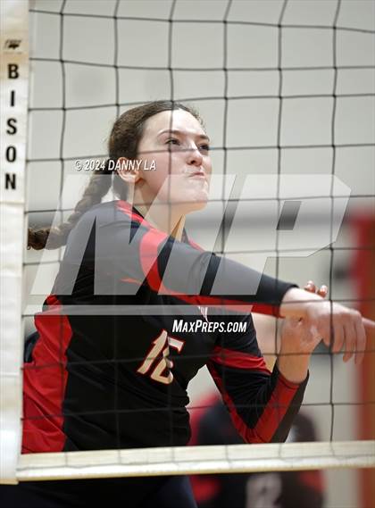 Thumbnail 1 in Oakton @ James Madison photogallery.