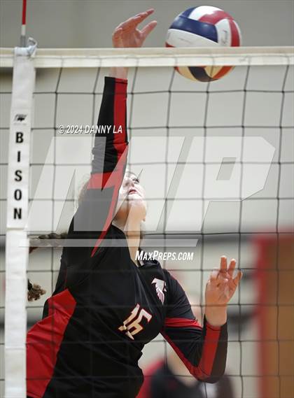 Thumbnail 3 in Oakton @ James Madison photogallery.