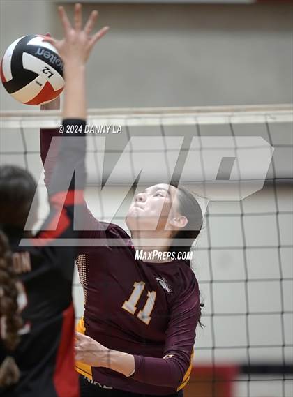 Thumbnail 3 in Oakton @ James Madison photogallery.