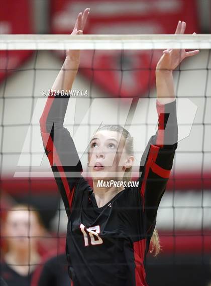 Thumbnail 2 in Oakton @ James Madison photogallery.