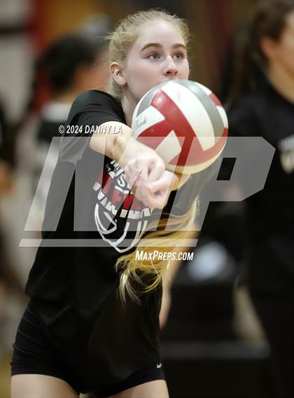 Thumbnail 3 in Oakton @ James Madison photogallery.