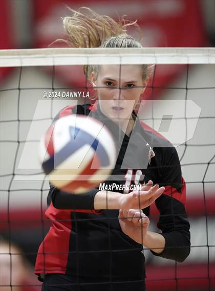 Thumbnail 3 in Oakton @ James Madison photogallery.