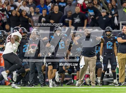 Thumbnail 3 in Wagner vs Shadow Creek (UIL 5A Semifinal Playoffs) photogallery.