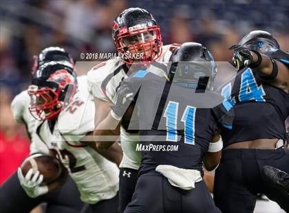 Thumbnail 2 in Wagner vs Shadow Creek (UIL 5A Semifinal Playoffs) photogallery.