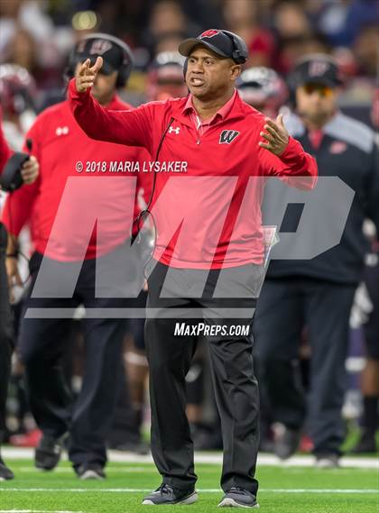 Thumbnail 1 in Wagner vs Shadow Creek (UIL 5A Semifinal Playoffs) photogallery.