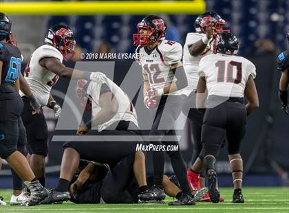 Thumbnail 2 in Wagner vs Shadow Creek (UIL 5A Semifinal Playoffs) photogallery.