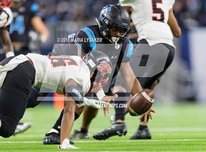 Thumbnail 1 in Wagner vs Shadow Creek (UIL 5A Semifinal Playoffs) photogallery.