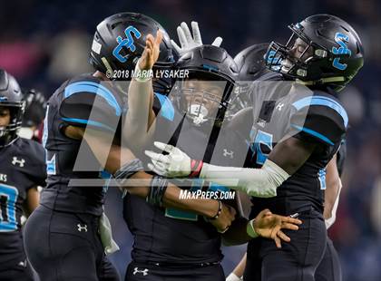 Thumbnail 3 in Wagner vs Shadow Creek (UIL 5A Semifinal Playoffs) photogallery.