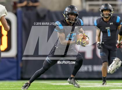 Thumbnail 3 in Wagner vs Shadow Creek (UIL 5A Semifinal Playoffs) photogallery.