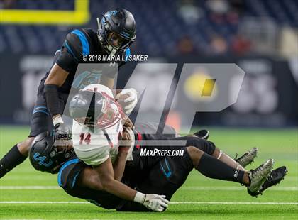 Thumbnail 3 in Wagner vs Shadow Creek (UIL 5A Semifinal Playoffs) photogallery.
