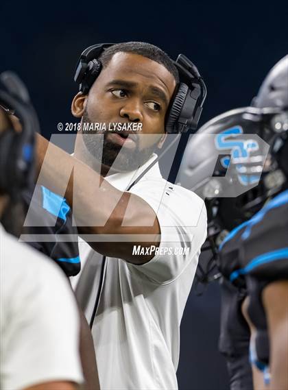 Thumbnail 1 in Wagner vs Shadow Creek (UIL 5A Semifinal Playoffs) photogallery.