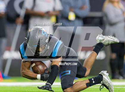 Thumbnail 1 in Wagner vs Shadow Creek (UIL 5A Semifinal Playoffs) photogallery.