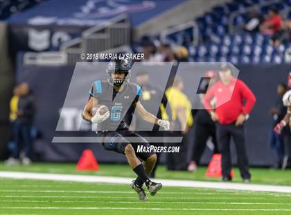 Thumbnail 2 in Wagner vs Shadow Creek (UIL 5A Semifinal Playoffs) photogallery.