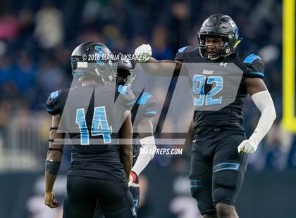 Thumbnail 1 in Wagner vs Shadow Creek (UIL 5A Semifinal Playoffs) photogallery.