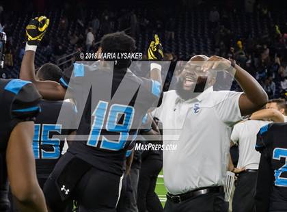 Thumbnail 2 in Wagner vs Shadow Creek (UIL 5A Semifinal Playoffs) photogallery.