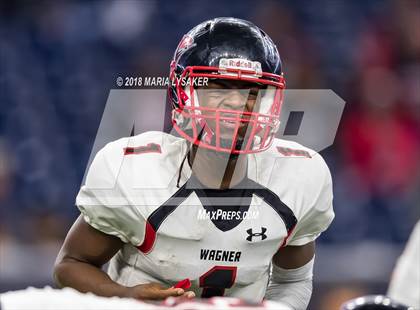 Thumbnail 3 in Wagner vs Shadow Creek (UIL 5A Semifinal Playoffs) photogallery.