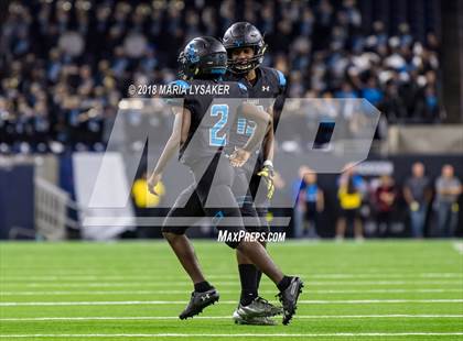 Thumbnail 3 in Wagner vs Shadow Creek (UIL 5A Semifinal Playoffs) photogallery.
