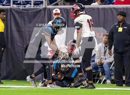 Thumbnail 2 in Wagner vs Shadow Creek (UIL 5A Semifinal Playoffs) photogallery.