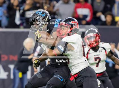 Thumbnail 1 in Wagner vs Shadow Creek (UIL 5A Semifinal Playoffs) photogallery.