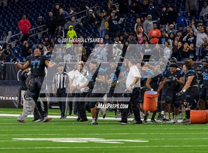 Thumbnail 3 in Wagner vs Shadow Creek (UIL 5A Semifinal Playoffs) photogallery.
