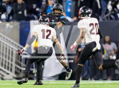 Thumbnail 1 in Wagner vs Shadow Creek (UIL 5A Semifinal Playoffs) photogallery.