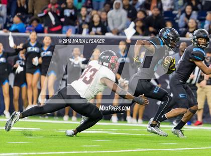Thumbnail 2 in Wagner vs Shadow Creek (UIL 5A Semifinal Playoffs) photogallery.