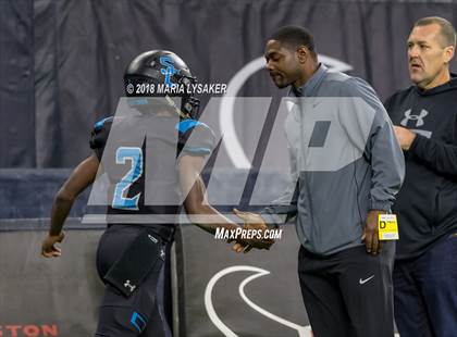 Thumbnail 3 in Wagner vs Shadow Creek (UIL 5A Semifinal Playoffs) photogallery.