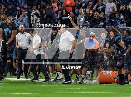 Thumbnail 1 in Wagner vs Shadow Creek (UIL 5A Semifinal Playoffs) photogallery.