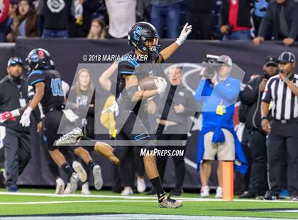Thumbnail 1 in Wagner vs Shadow Creek (UIL 5A Semifinal Playoffs) photogallery.