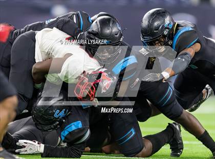 Thumbnail 1 in Wagner vs Shadow Creek (UIL 5A Semifinal Playoffs) photogallery.