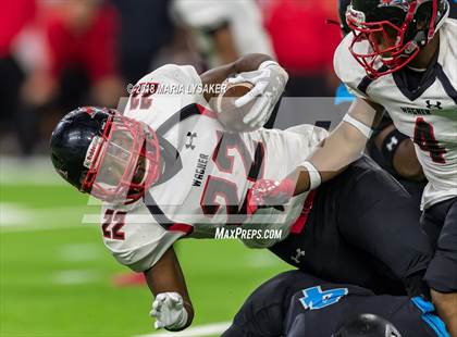 Thumbnail 2 in Wagner vs Shadow Creek (UIL 5A Semifinal Playoffs) photogallery.