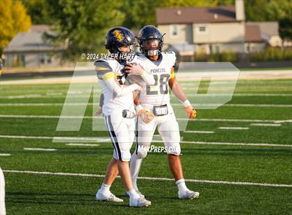 Thumbnail 3 in Mooresville @ Decatur Central photogallery.