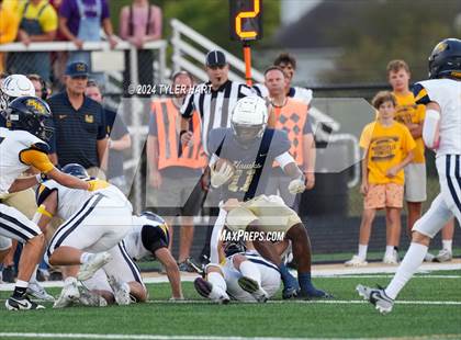 Thumbnail 1 in Mooresville @ Decatur Central photogallery.