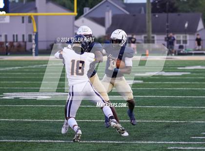 Thumbnail 3 in Mooresville @ Decatur Central photogallery.