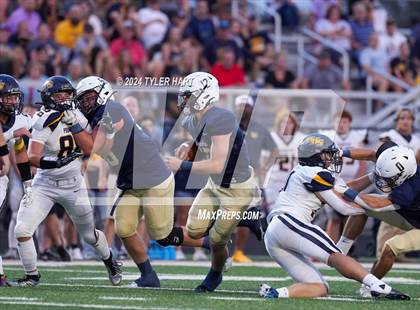 Thumbnail 3 in Mooresville @ Decatur Central photogallery.