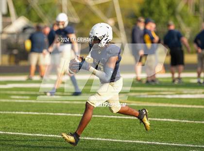 Thumbnail 1 in Mooresville @ Decatur Central photogallery.