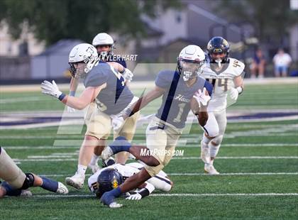 Thumbnail 3 in Mooresville @ Decatur Central photogallery.