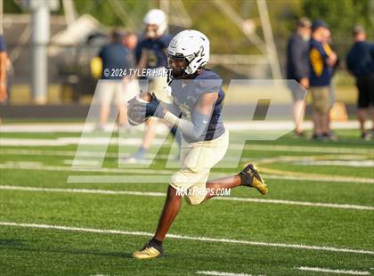 Thumbnail 2 in Mooresville @ Decatur Central photogallery.