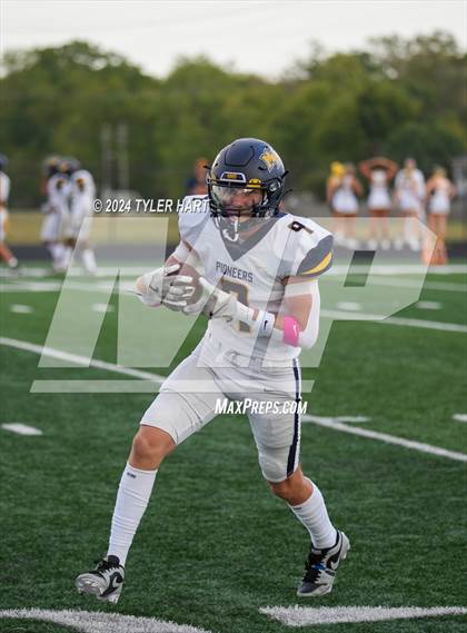 Thumbnail 2 in Mooresville @ Decatur Central photogallery.