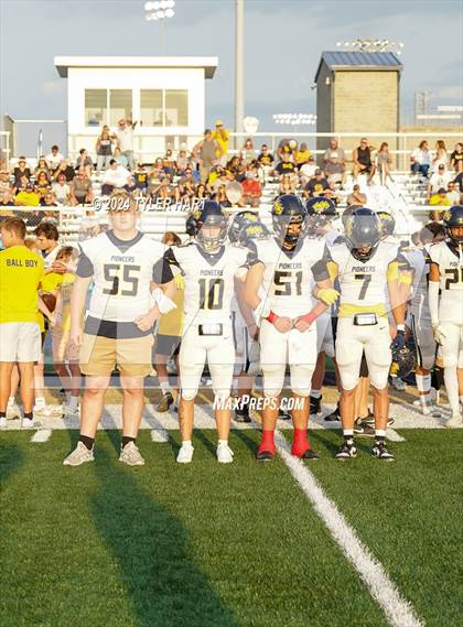 Thumbnail 2 in Mooresville @ Decatur Central photogallery.
