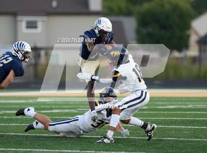 Thumbnail 3 in Mooresville @ Decatur Central photogallery.