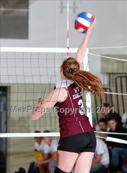 Thumbnail 1 in West Valley vs. Sutter (CIF NS D4 Final) photogallery.