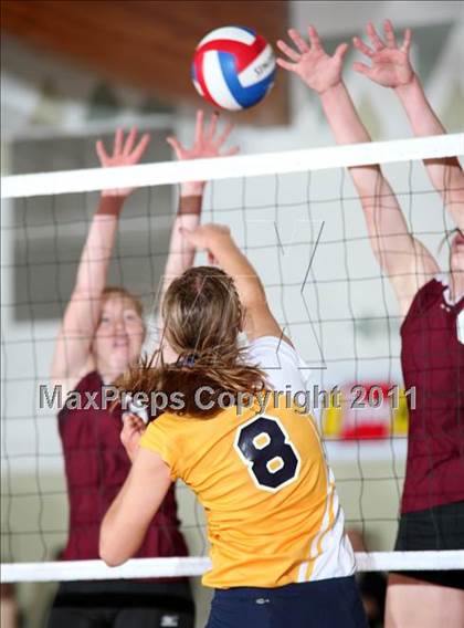 Thumbnail 3 in West Valley vs. Sutter (CIF NS D4 Final) photogallery.