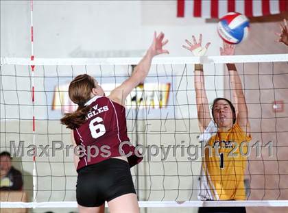 Thumbnail 2 in West Valley vs. Sutter (CIF NS D4 Final) photogallery.